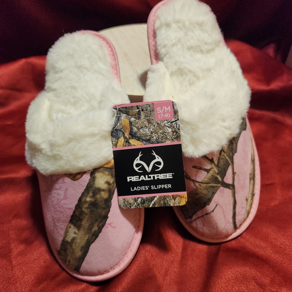 Realtree Pink Camo Ladies' Slippers